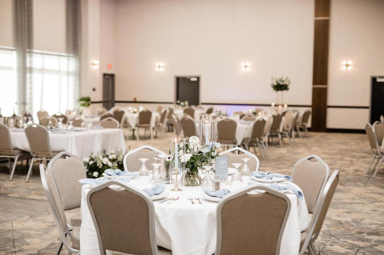 Holiday Inn Express & Suites Sioux City North - Event Center By Ihg Dakota Dunes Exterior foto